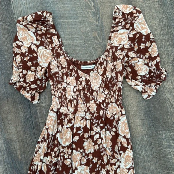 Abercrombie & Fitch Red and White Maxi Sundress - Picture 2 of 6